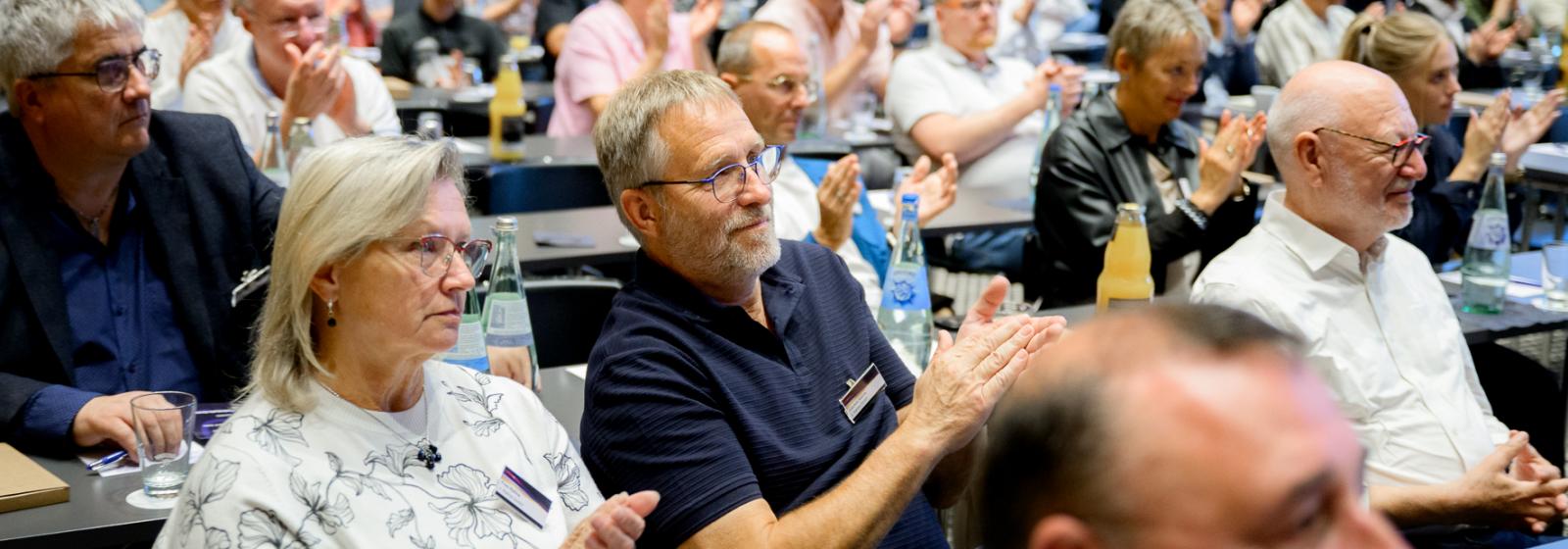 FRi-Jahreshauptversammlung und Mitgliedertagung, Teilnehmende